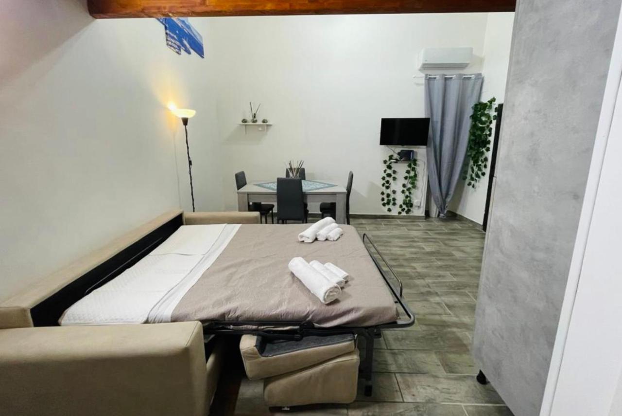 شقة Qs House نابولي المظهر الخارجي الصورة